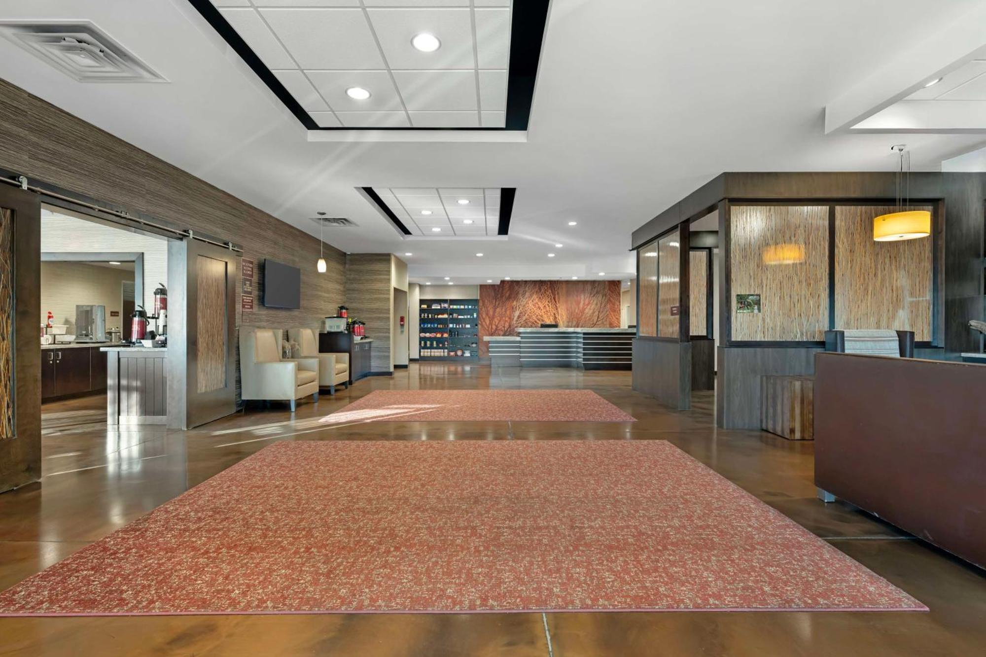 Best Western Plus Lakeview Hotel Madison Εξωτερικό φωτογραφία