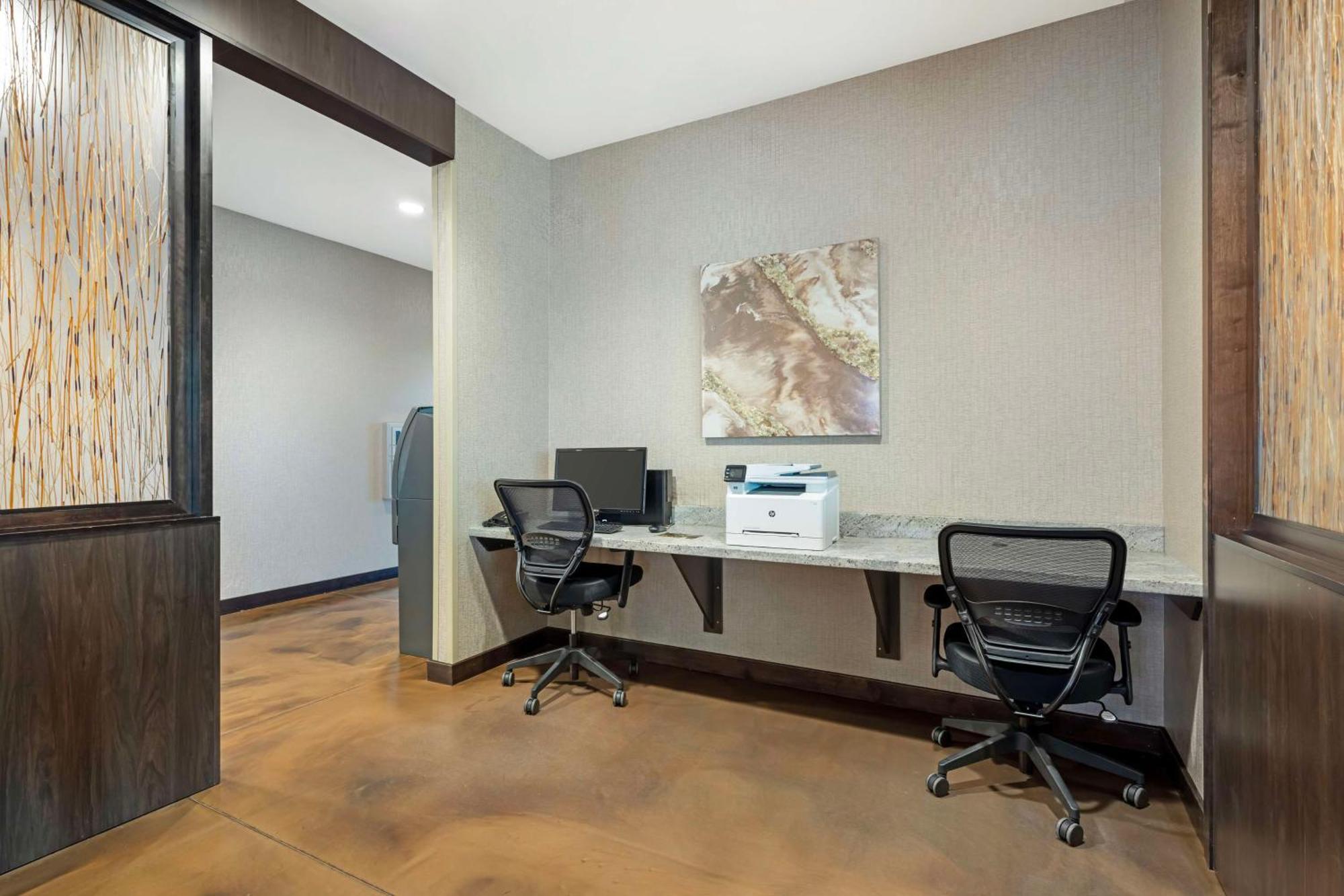 Best Western Plus Lakeview Hotel Madison Εξωτερικό φωτογραφία