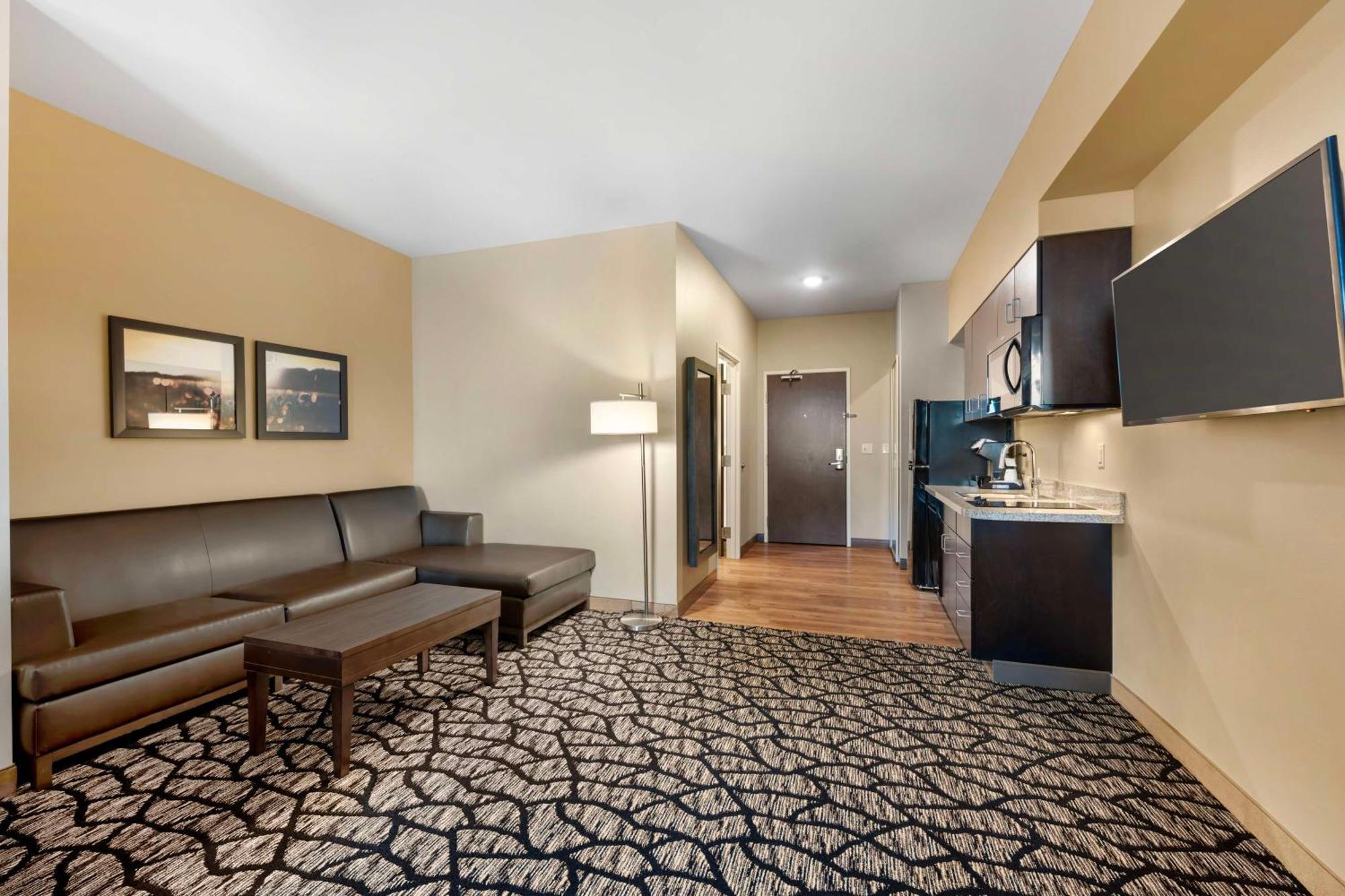 Best Western Plus Lakeview Hotel Madison Εξωτερικό φωτογραφία