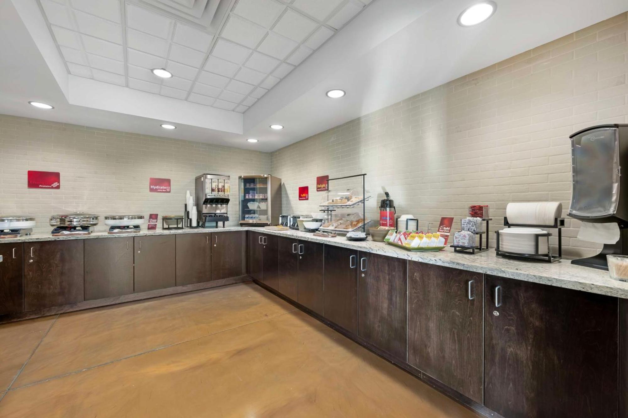 Best Western Plus Lakeview Hotel Madison Εξωτερικό φωτογραφία
