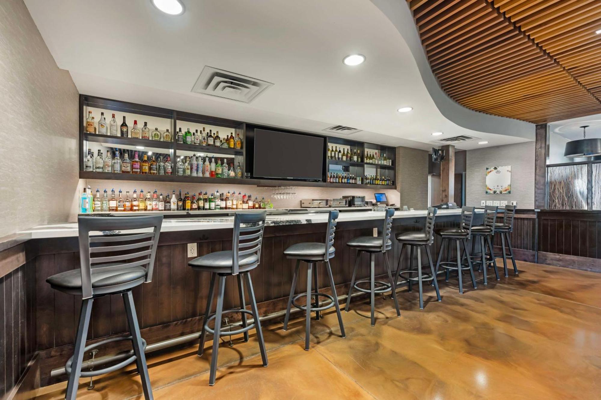 Best Western Plus Lakeview Hotel Madison Εξωτερικό φωτογραφία